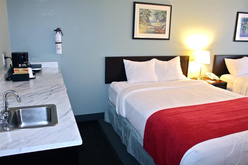 Harrison Lake Hotel Harrison Hot Springs Εξωτερικό φωτογραφία